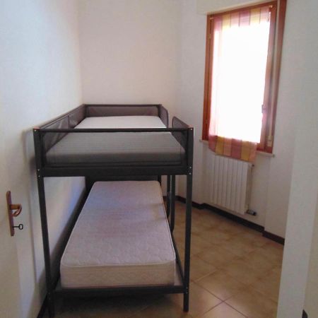 S237 - Sirolo, trilocale nella zona centrale di Sirolo Appartamento Esterno foto